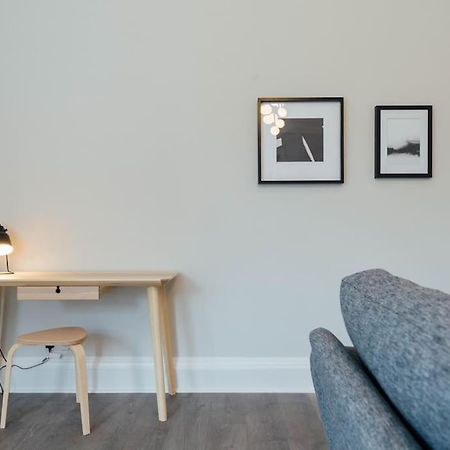 Stylish Stirling Apartment - Free Parking Esterno foto