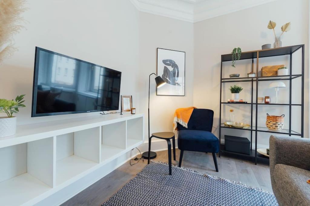 Stylish Stirling Apartment - Free Parking Esterno foto