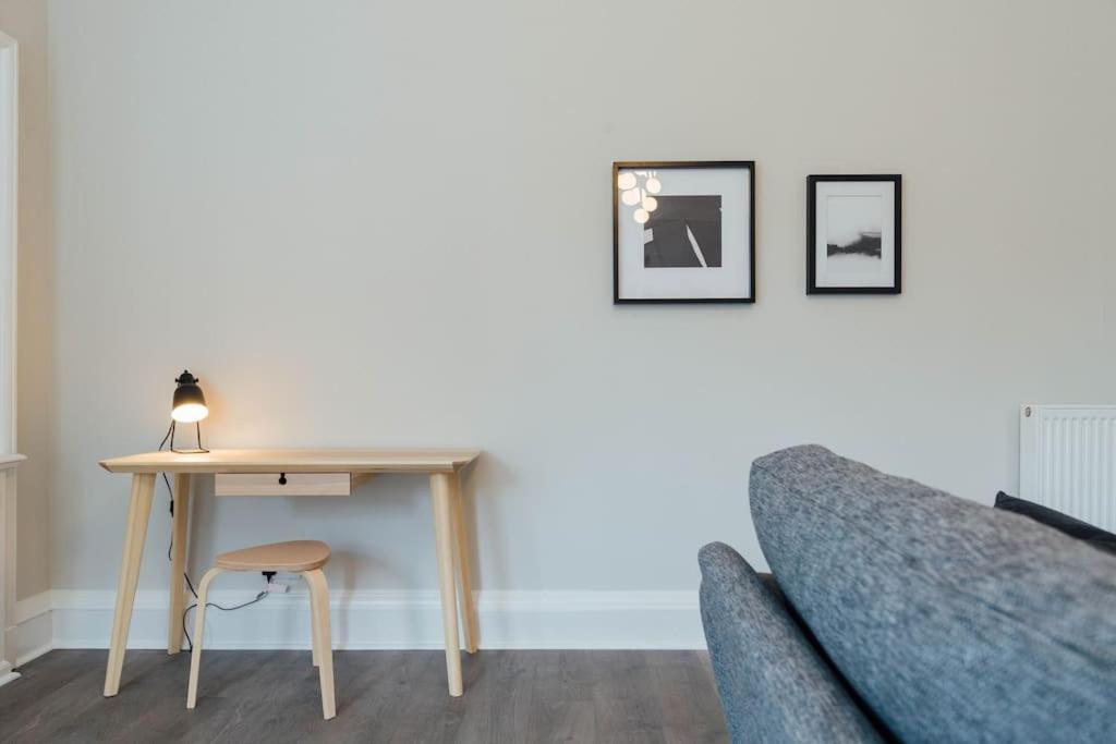 Stylish Stirling Apartment - Free Parking Esterno foto