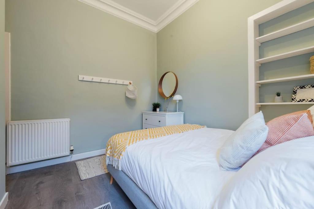Stylish Stirling Apartment - Free Parking Esterno foto